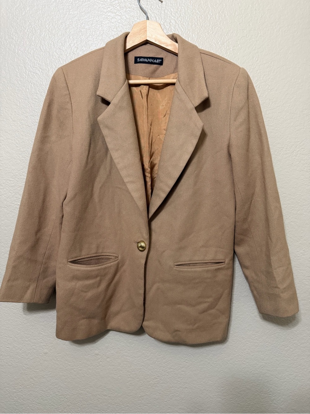 Vintage Savannah Women’s Beige 100% Wool Gold button Blazer 6P Career Academic